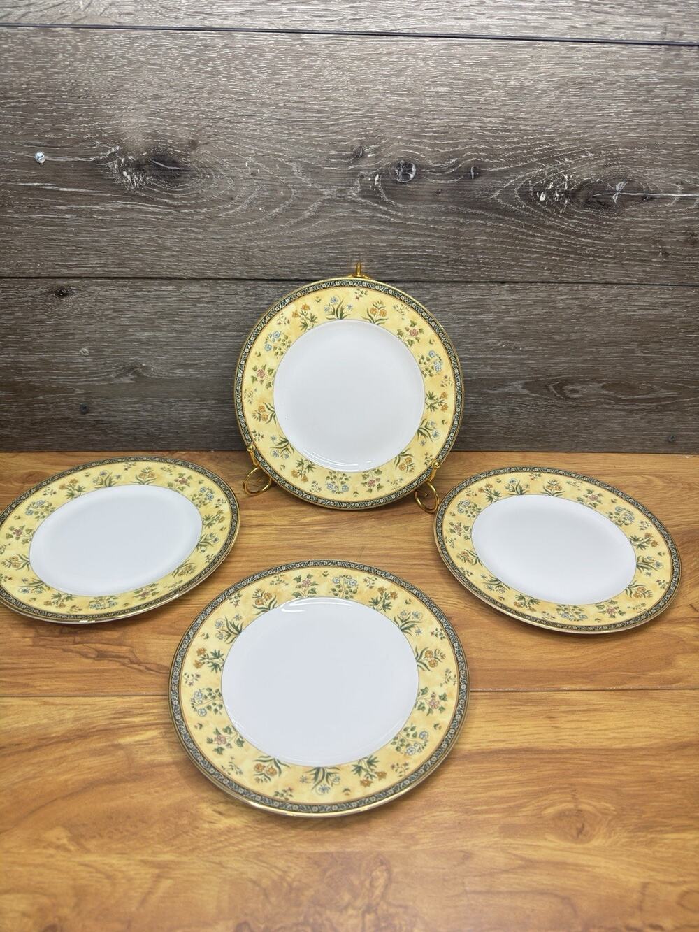 Wedgwood India Salad Plates 8 1/8" ENGLAND - Set of 4